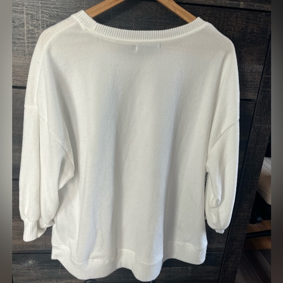 Love & Lace Women's Paris Fashion‎ Pullover Sweater 2X with Rhinestones - Picture 4 of 6